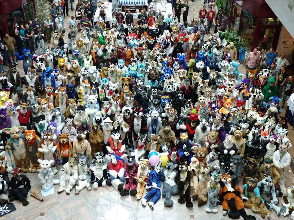 The Eurofurence 17 fursuit group photo
