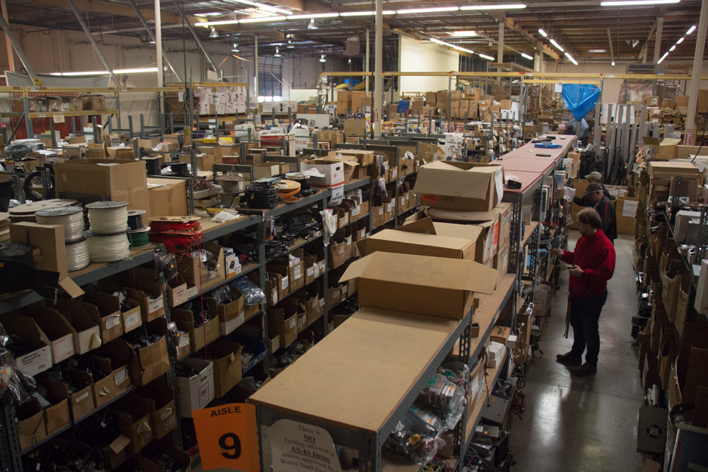 An overview of the WeirdStuff warehouse.